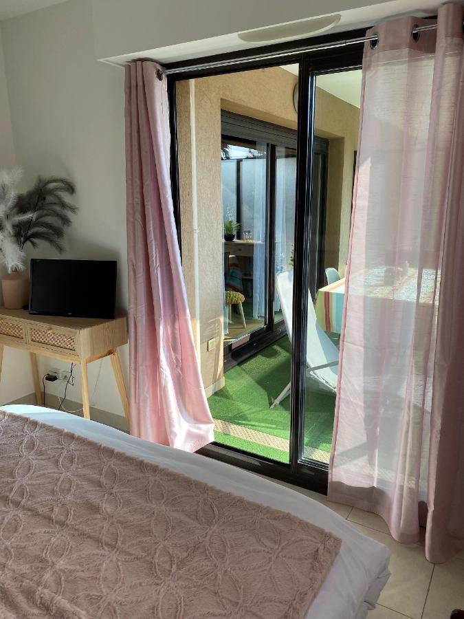 T2 Proche De La Gare, A 10 Minutes A Pieds De La Croisette, Piscine & Parking Dans Residence De Haut Standing Cannes Eksteriør billede
